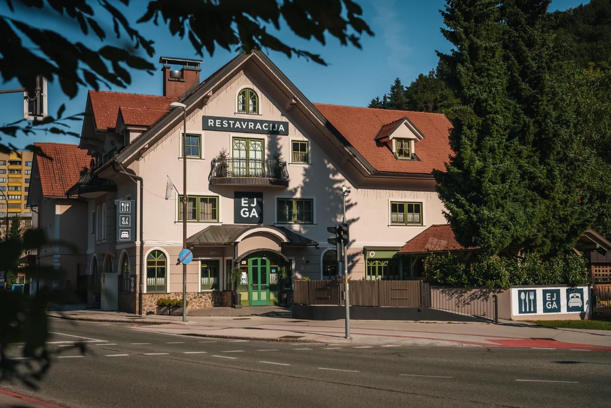 Guest House Ejga Jesenice Luaran gambar