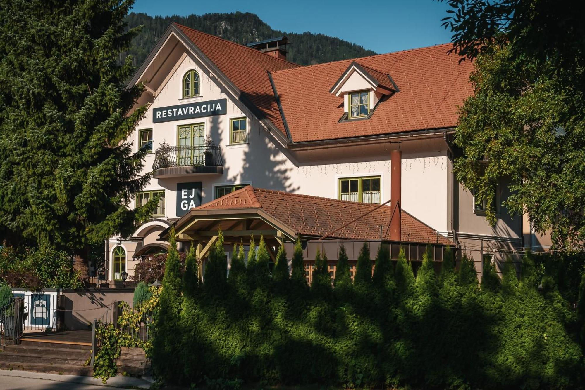 Guest House Ejga Jesenice Luaran gambar