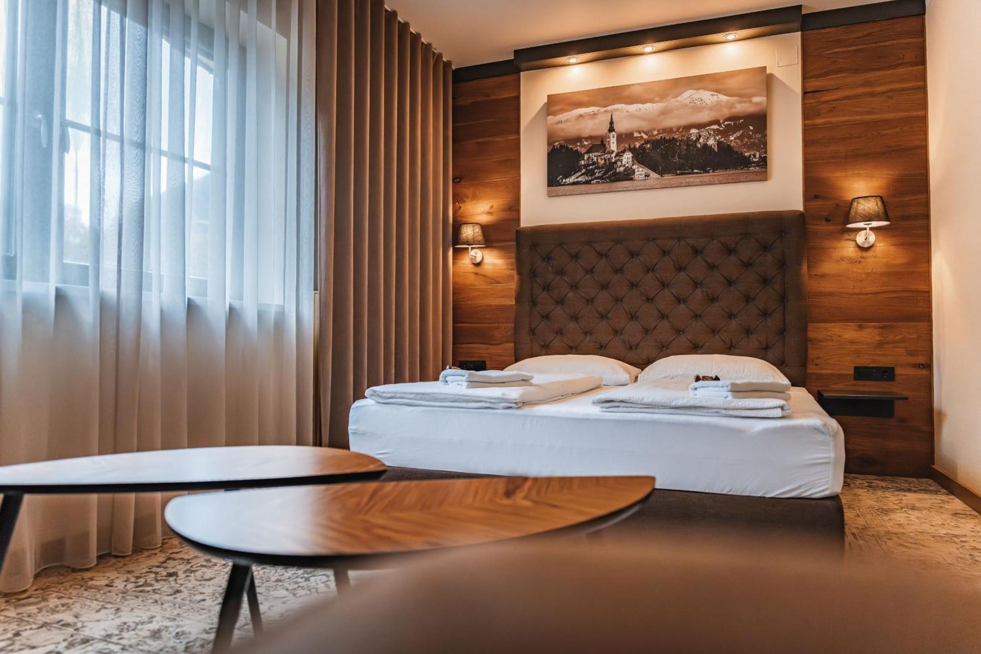 Guest House Ejga Jesenice Luaran gambar